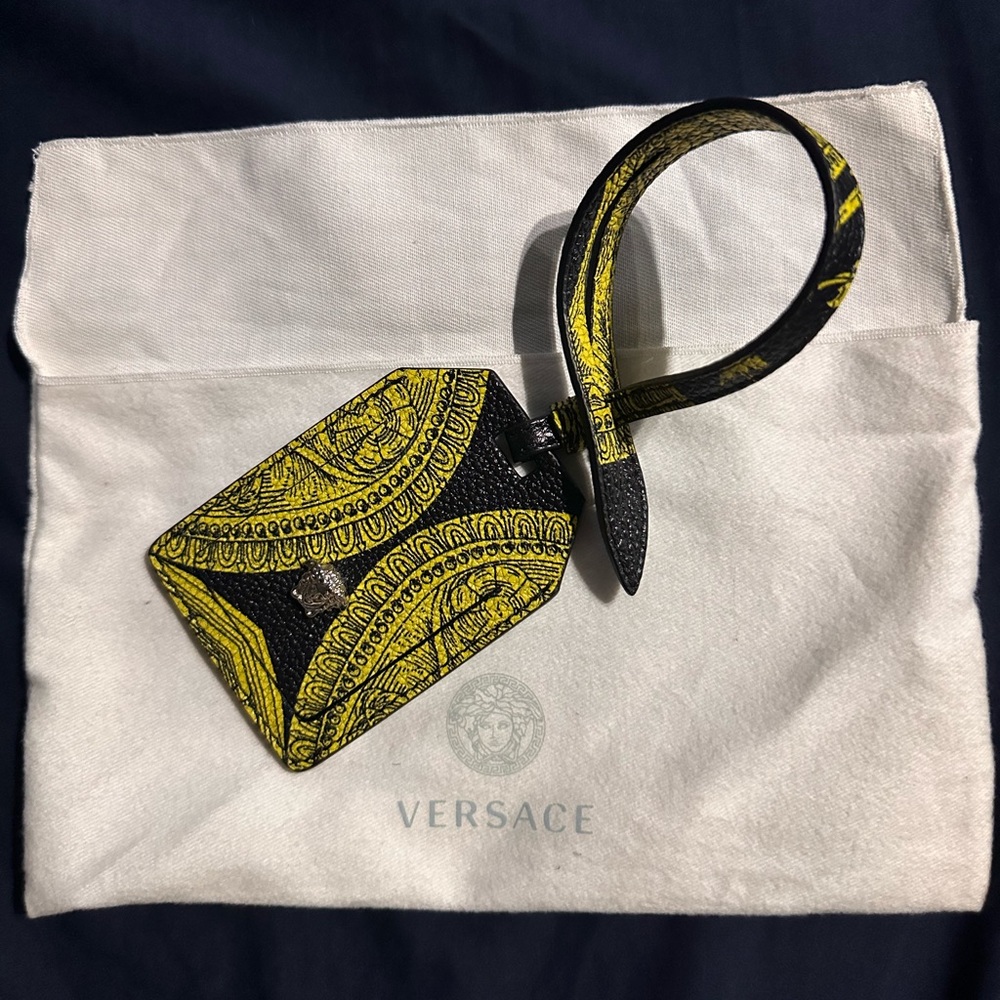 $275 Authentic NEW Versace Leather Luggage Travel Tag Silver Medusa Baroque